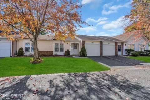 73 Jean St, Lakewood, NJ 08701