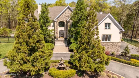 60 Partners Ln, Freehold, NJ 07728
