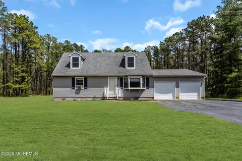 1481 Scranton Ave, Whiting, NJ 08759
