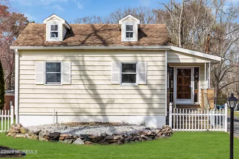 73 Maxim Rd, Howell, NJ 07731