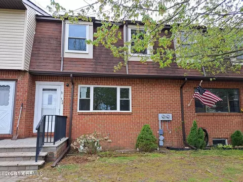 736 Kevin Ct, Brick, NJ 08724
