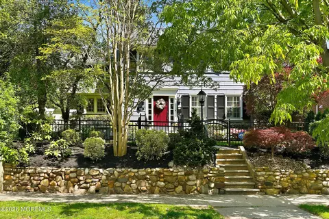 180 Amboy Ave, Metuchen, NJ 08840