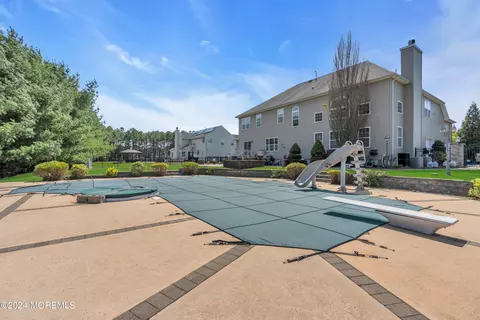 Exterior - 7 Duchess Dr, Monroe, NJ 08831 photo 5 of 5