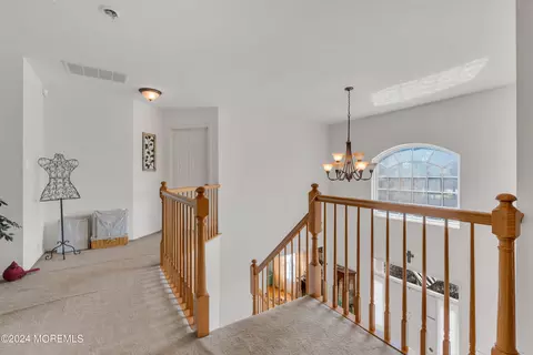 Entry Way - 7 Duchess Dr, Monroe, NJ 08831 photo 6 of 6