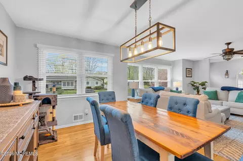 Dining - 40 River Park Dr, Brick, NJ 08724 photo 1 of 3