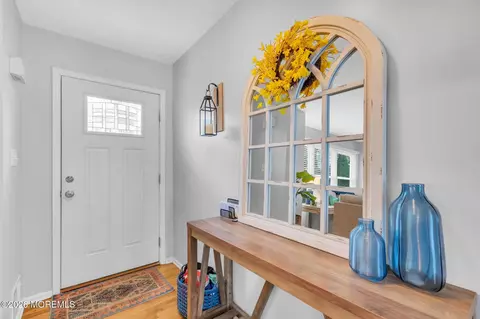 Entry Way - 40 River Park Dr, Brick, NJ 08724 photo 1 of 1