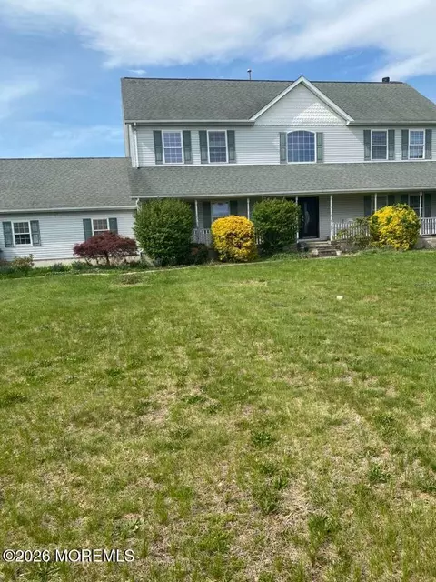 211 E Colliers Mill Rd, New Egypt, NJ 08533