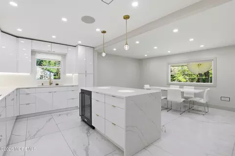 Kitchen - 492 Cobain Rd, Jackson, NJ 08527 photo 6 of 6