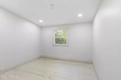 Bedroom - 492 Cobain Rd, Jackson, NJ 08527 photo 2 of 5