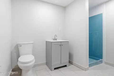 Bath - 492 Cobain Rd, Jackson, NJ 08527 photo 1 of 5