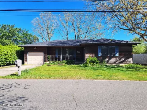 1125 Seaman Ave, Beachwood, NJ 08722