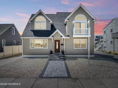 115 11th Ave, Seaside Park, NJ 08752