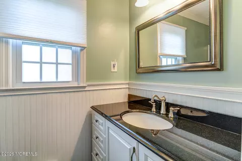 Bath - 24 Carter Way, Brick, NJ 08723 photo 1 of 4