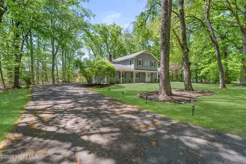 45 W Long Dr, Lawrence, NJ 08648
