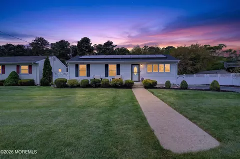 317 Northrop Rd, Brick, NJ 08723