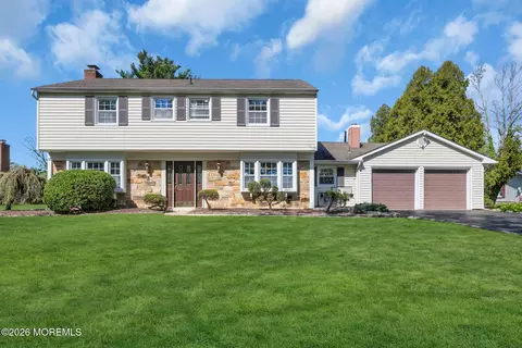 11 Midsummer Dr, Old Bridge, NJ 08857