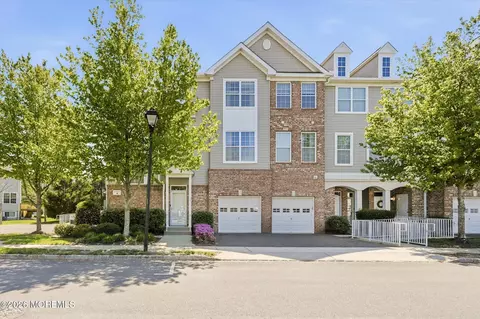 140 Melanie Way #1910, Manahawkin, NJ 08050