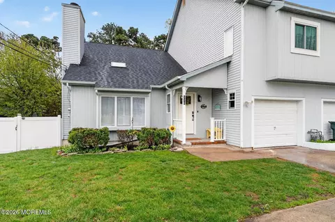 316 Center St, Little Egg Harbor, NJ 08087