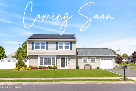 3 Annie Dr, Howell, NJ 07731