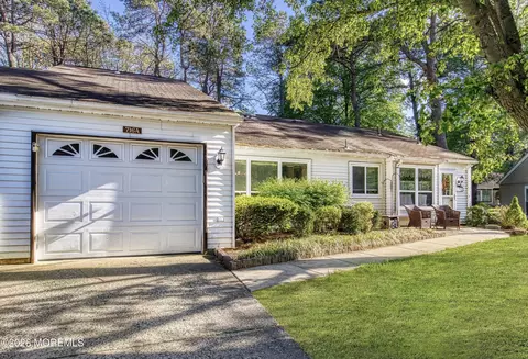 716 Wooton Ct # A, Manchester, NJ 08759