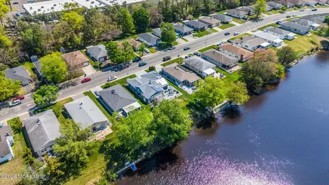 767 Jamaica Blvd, Toms River, NJ 08757