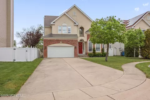 29 Chad Ln, Howell, NJ 07731