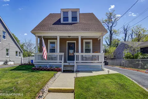 78 Orchard St, Keansburg, NJ 07734