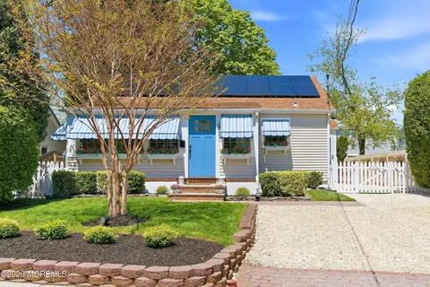 594 Princeton Ave, Brick, NJ 08724