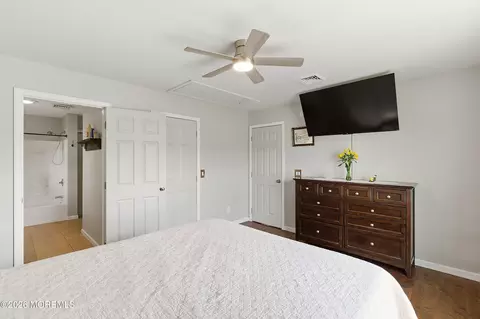 Bedroom - 87 Oregon Ave, Waretown, NJ 08758 photo 4 of 5