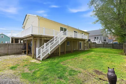 Exterior - 87 Oregon Ave, Waretown, NJ 08758 photo 4 of 7