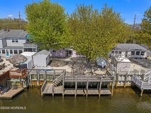 895 Beach Haven West Blvd, Beach Haven West, NJ 08050