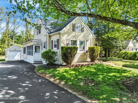 540 Newman Springs Rd, Lincroft, NJ 07738