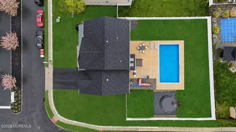 1 Prairie Ln, Bayville, NJ 08721