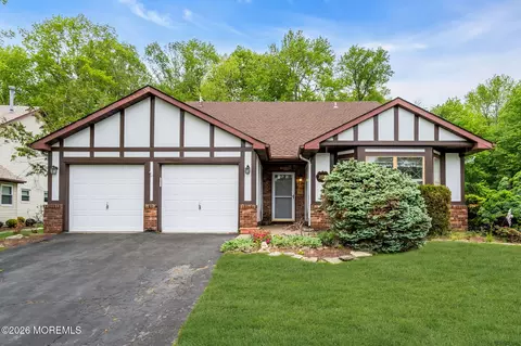 106 Murray Hill Ter, Marlboro, NJ 07746