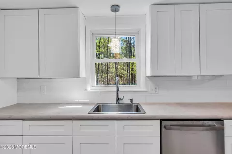 Kitchen - 1309 Clearview St, Forked River, NJ 08731 photo 4 of 4