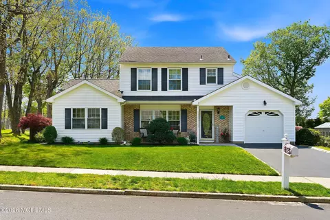 34 Jessica Dr, Howell, NJ 07731