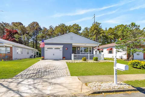 103 San Carlos St, Toms River, NJ 08757