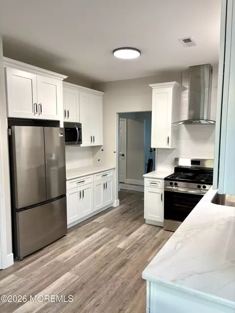 87 Halsted Dr, Manchester, NJ 08759