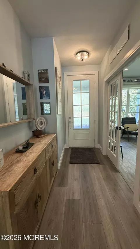 1 Mallard Ct, Howell, NJ 07731