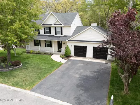 37 Sycamore Dr, Little Egg Harbor, NJ 08087
