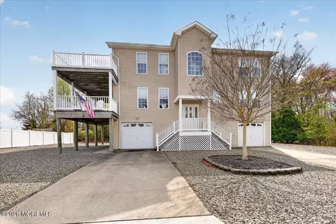116 Marine Rd, Waretown, NJ 08758
