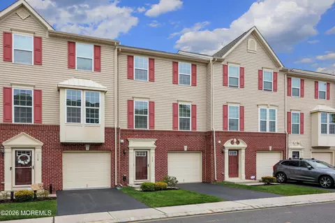 116 Kyle Dr, Tinton Falls, NJ 07712