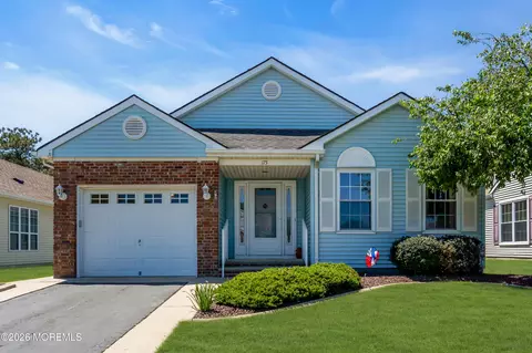 175 Prince Charles Dr, Toms River, NJ 08757