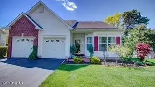 14 Redbud Ln, Howell, NJ 07731