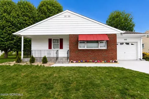 1415 Ark St, Toms River, NJ 08755