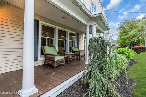 Exterior - 657 Valley Rd, Brielle, NJ 08730 photo 1 of 6
