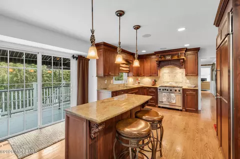 Kitchen - 657 Valley Rd, Brielle, NJ 08730 photo 2 of 4