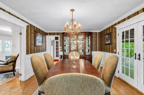 Dining - 657 Valley Rd, Brielle, NJ 08730 photo 2 of 2