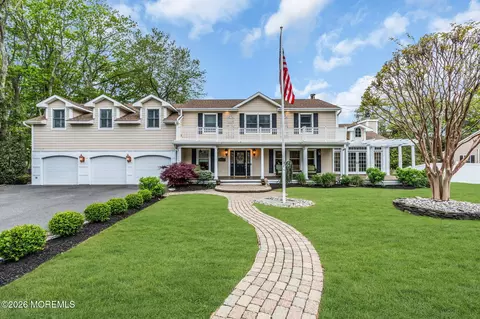 657 Valley Rd, Brielle, NJ 08730