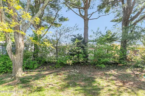 Exterior - 7 Lance Dr, Brick, NJ 08723 photo 7 of 7